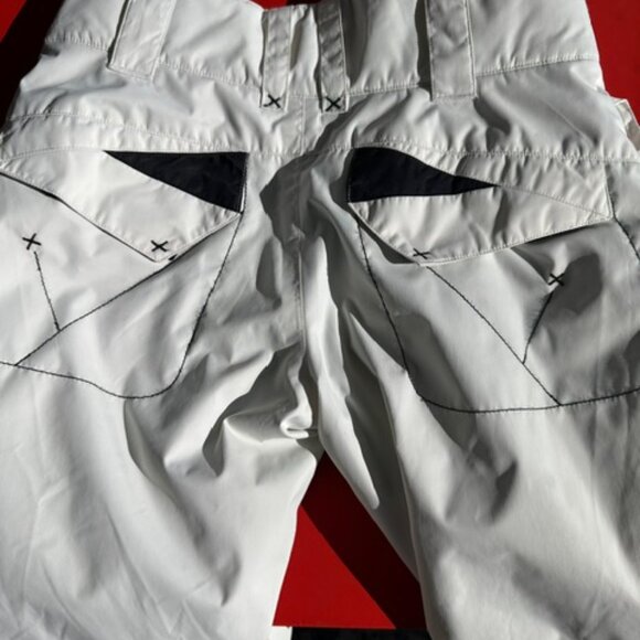 Boulder Gear Snow Pants (Unisex, Size Medium/Youth 8) - Picture 11 of 14